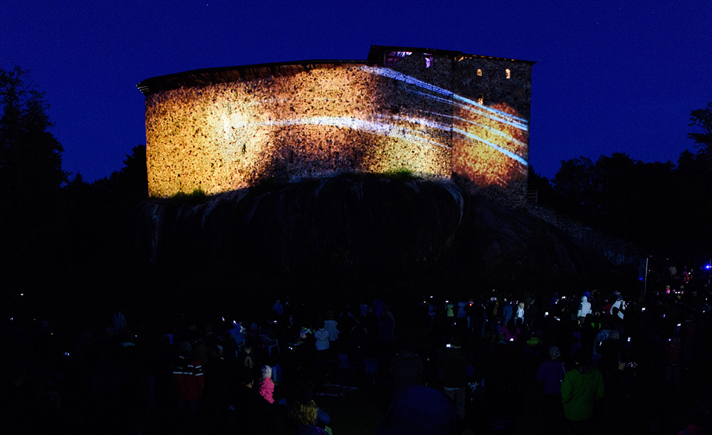 Reflection of history, lights on raasepori